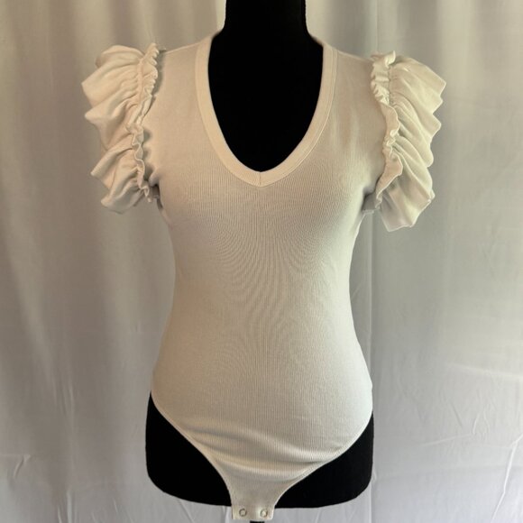 Express Tops - Ribbed flutter ruffle sleeve stretchy top Express Size Small - 355